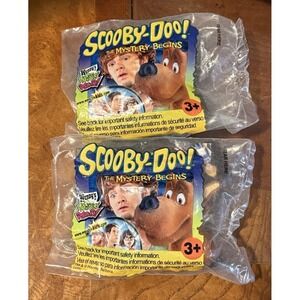 SCOOBY DOO THE MYSTERY BEGINS WENDY'S KIDS MEAL TOY -  CHATTERING TEETH LOT OF 2